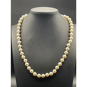 Classic Faux Pearls Barrel Closure Necklace Length 19 Inches